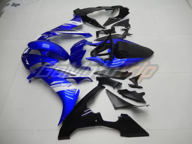 2004 2006 Yamaha Yzf R1 Blue Fairing2 4