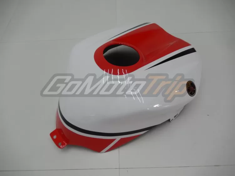 2004 2006 Yamaha Yzf R1 Red White Fairing 10