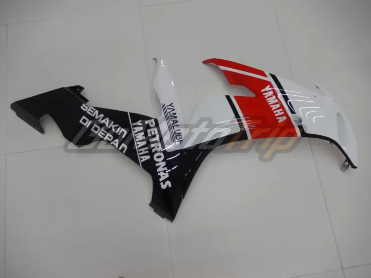 2004 2006 Yamaha Yzf R1 Red White Fairing 12