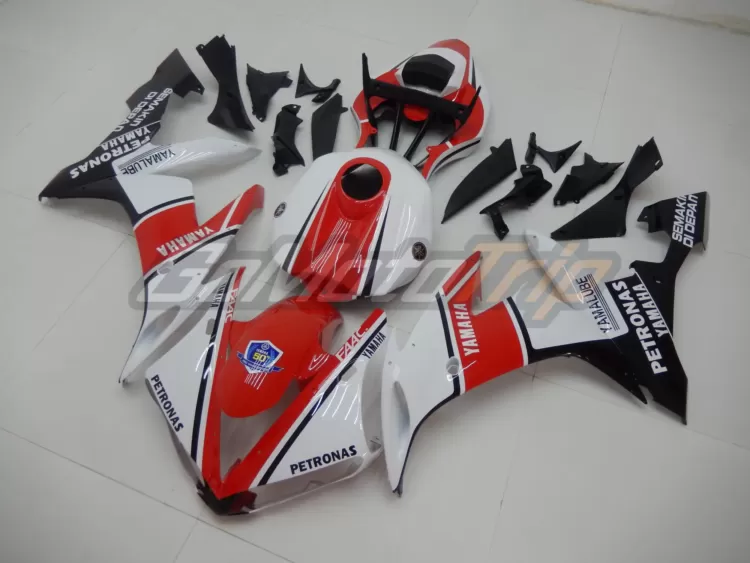 2004 2006 Yamaha Yzf R1 Red White Fairing 2