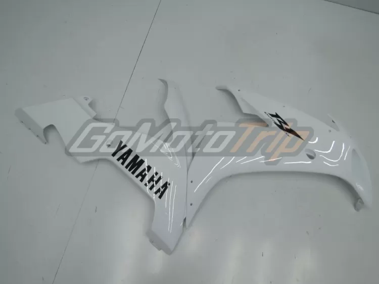 2004 2006 Yamaha Yzf R1 White Fairing 9