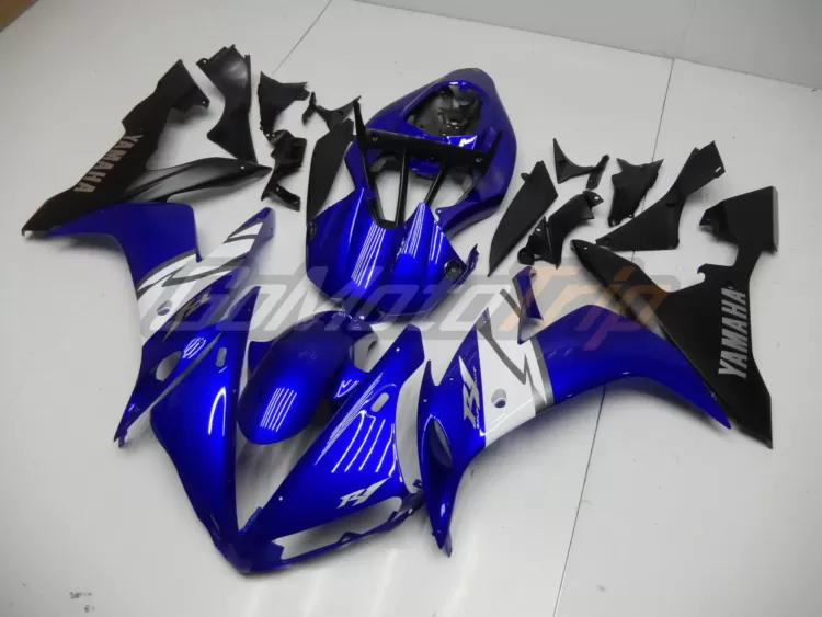 2004 Yamaha Yzf R1 Blue Fairing Edition 2