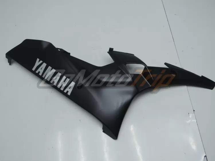 2006 2007 Yamaha Yzf R6 Black Fairing3 12