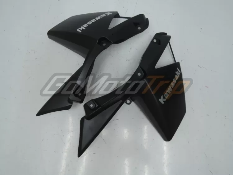 2010 2013 Kawasaki Z1000 Black Fairing 7