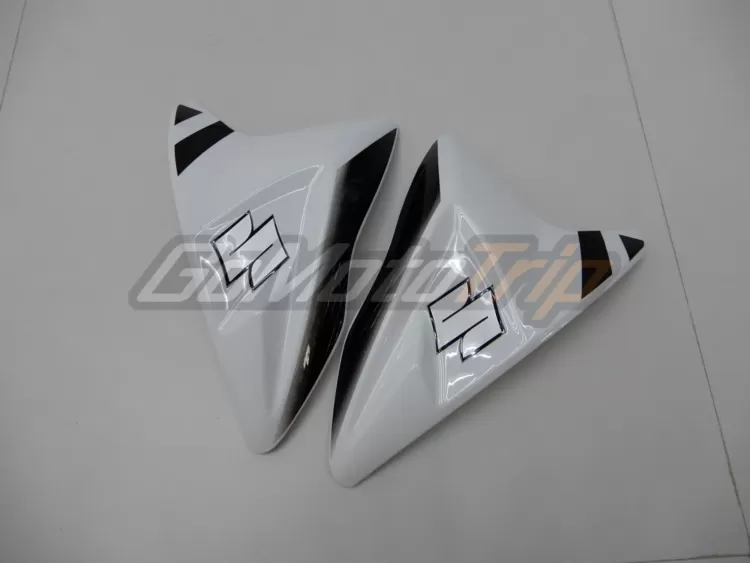 2011 2024 Suzuki K11 White Fairing 8