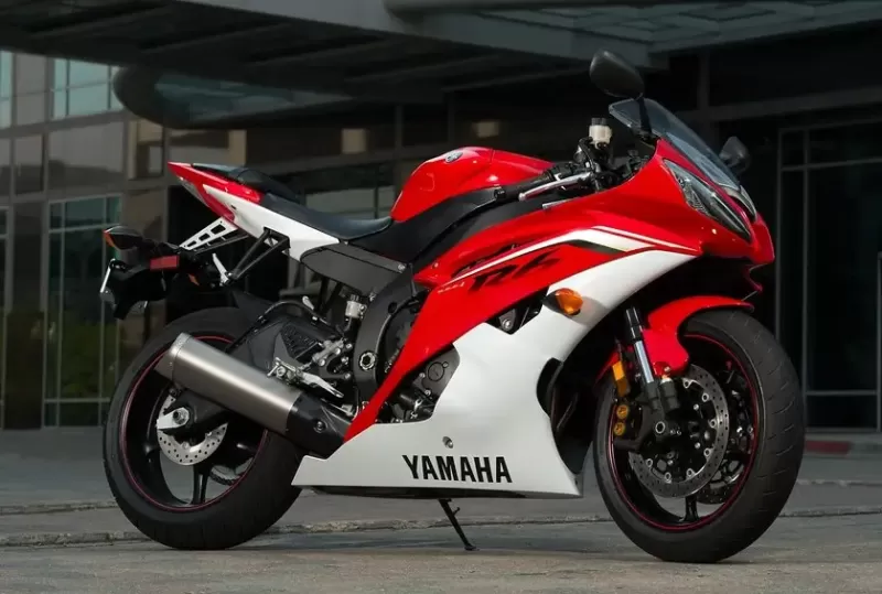 2013 Yamaha Yzf R6 Red White Fairing Edition 18