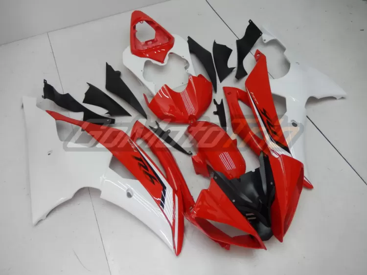 2013 Yamaha Yzf R6 Red White Fairing Edition 3