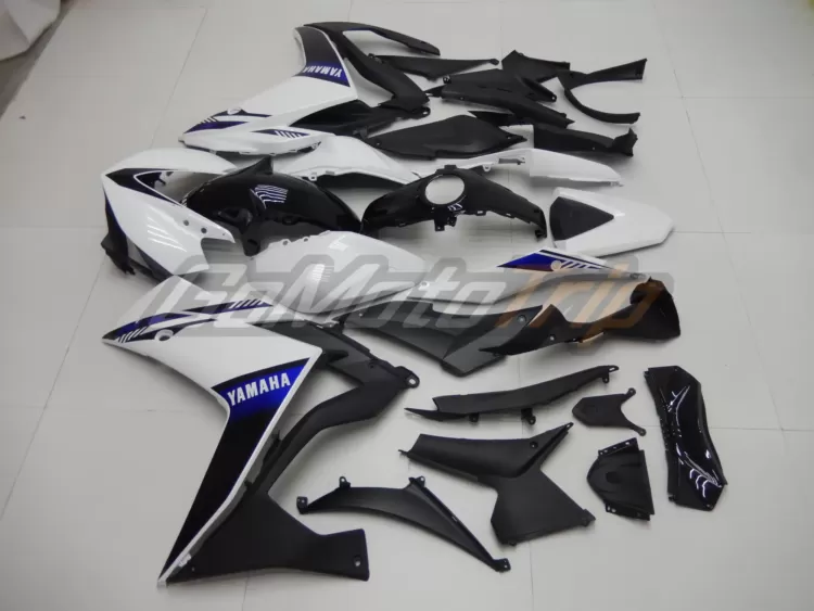 2014 2018 Yamaha Yzf R3 White Fairing 4