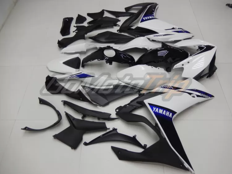 2014 2018 Yamaha Yzf R3 White Fairing 5