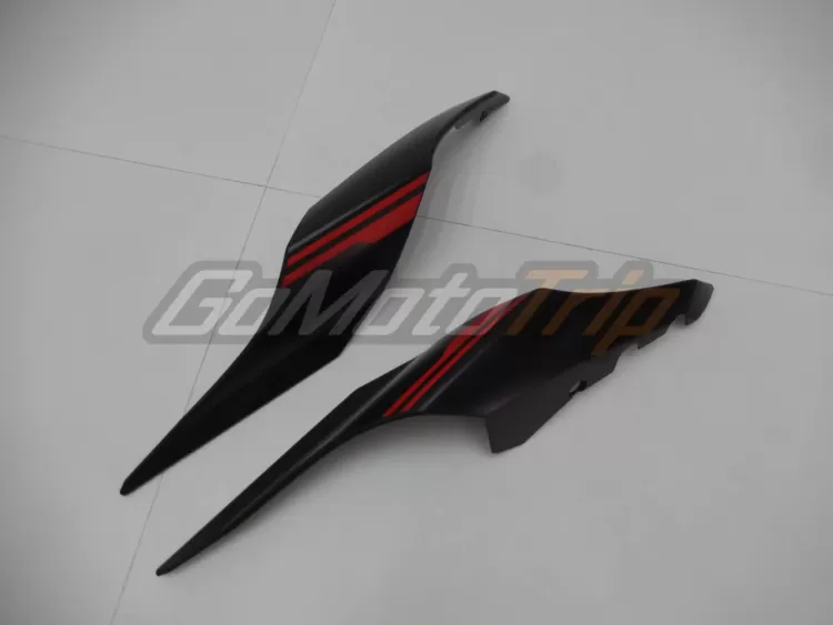 2015 2019 Yamaha Yzf R1 Black Fairing 14