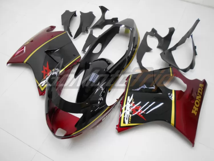 Cbr1100xx Blackbird Black Red Fairing2 2