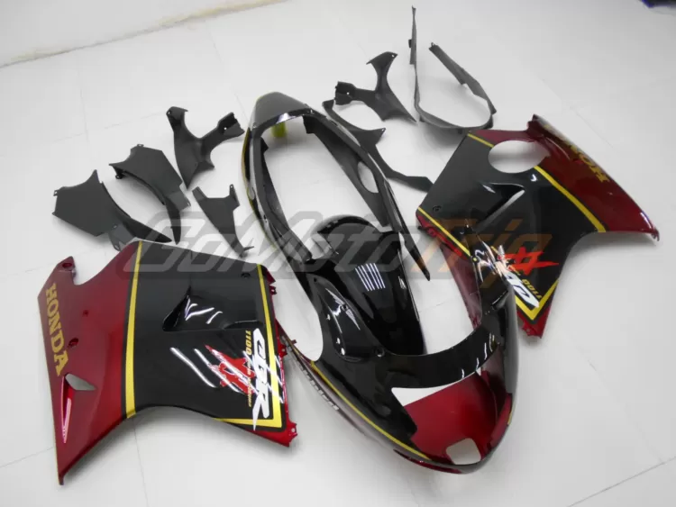 Cbr1100xx Blackbird Black Red Fairing2 3