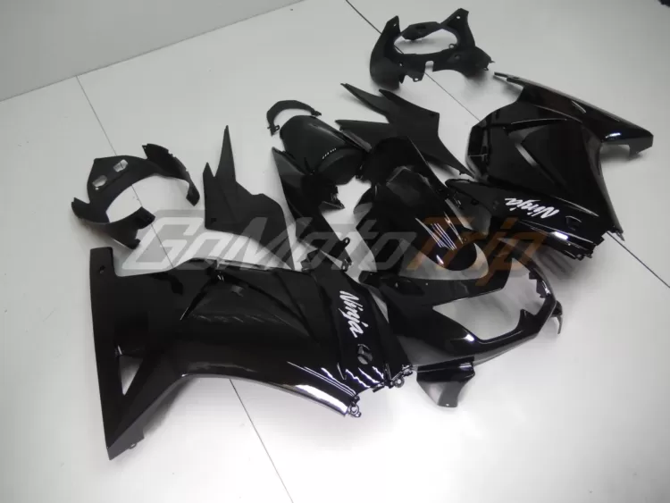 Ninja 250r Black Fairing 3