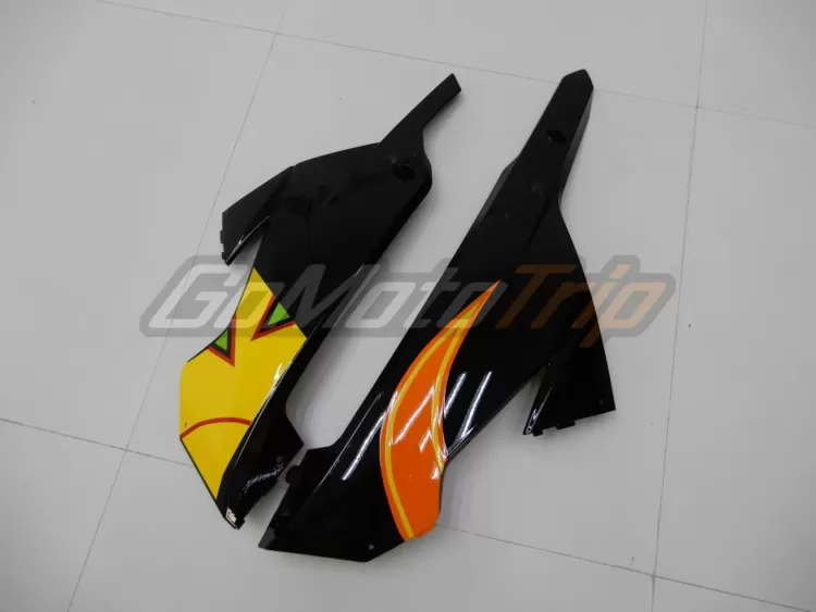 Ninja 300 Rossi Shark Fairing 13