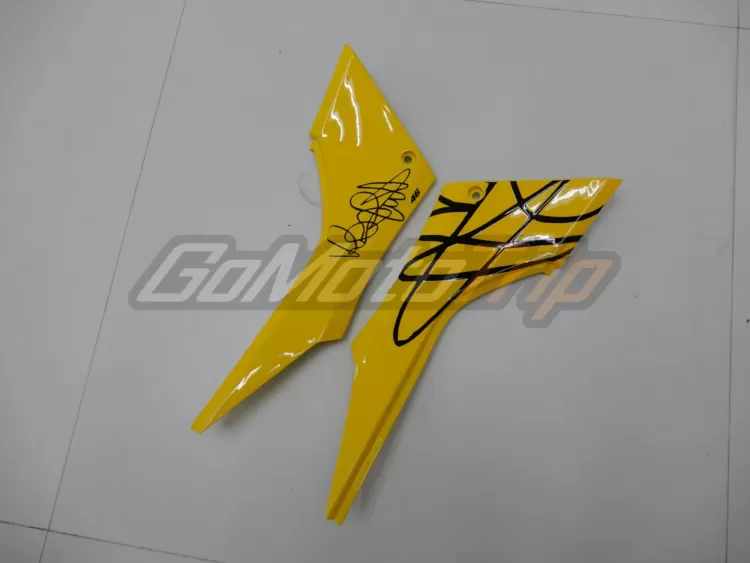 Ninja 300 Rossi Shark Fairing 15